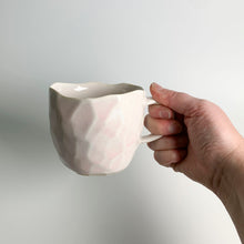 Load image into Gallery viewer, The &#39;Faceted Mug&#39; Pink
