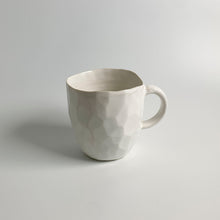 Load image into Gallery viewer, The &#39;Faceted Mug&#39; White

