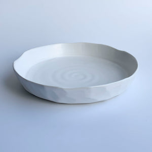 The 'Serving Dish' White medium