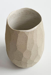 The 'Bud Vase' Raw Speckled
